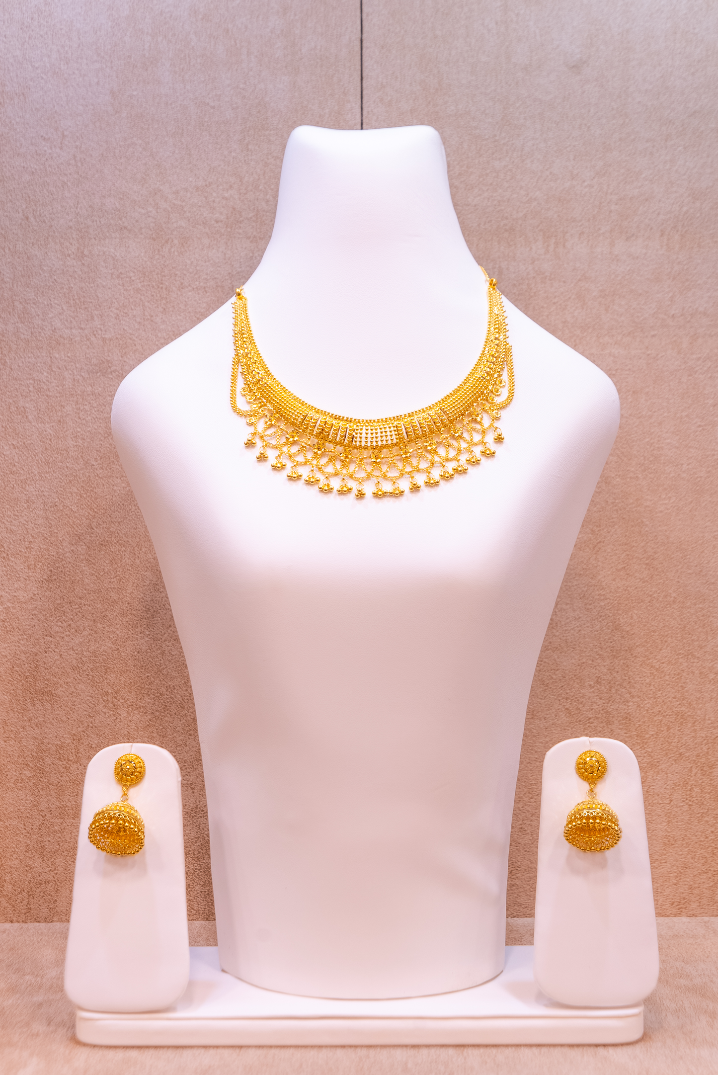 Wedding set - Gold Collar with Jhumki Earrings