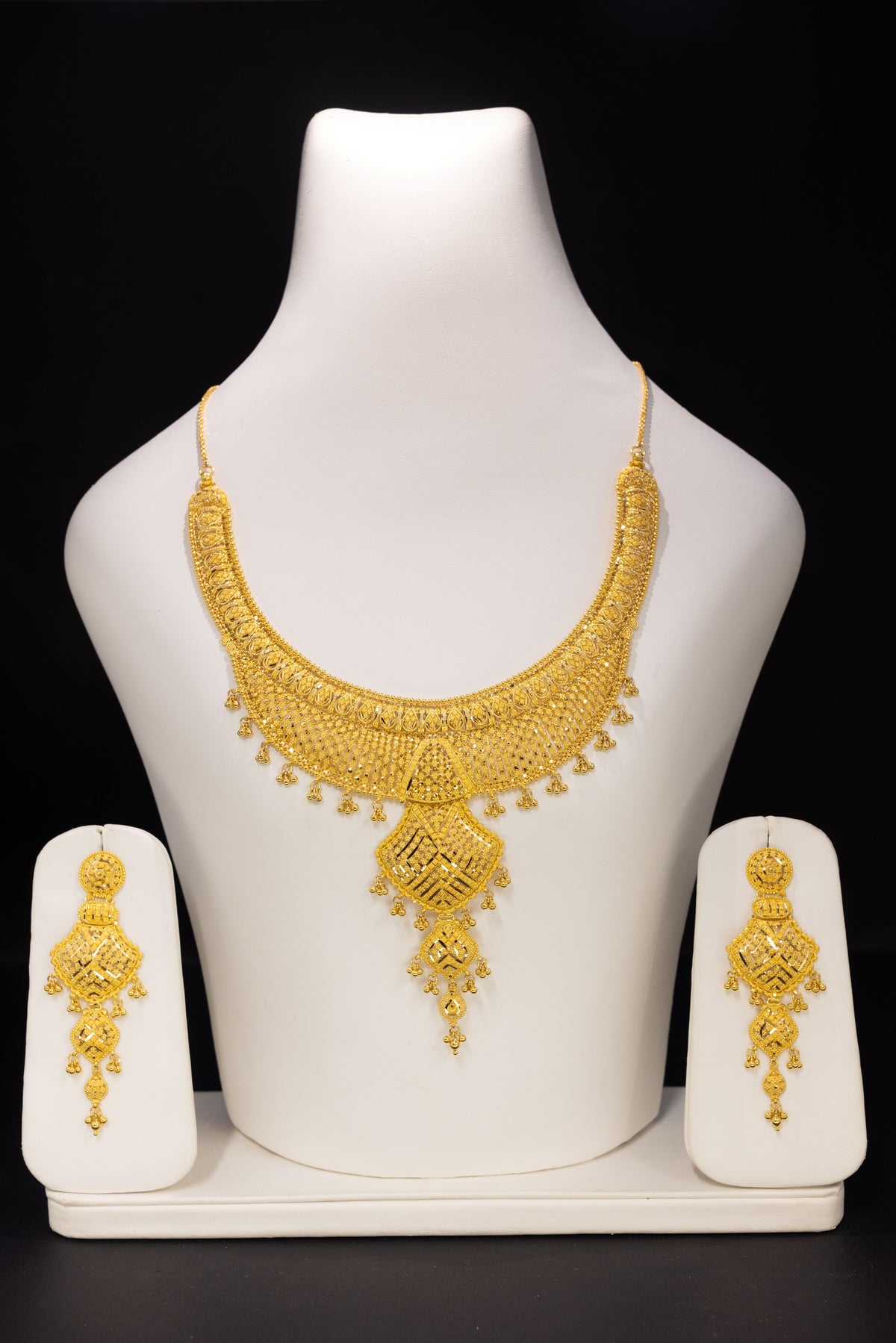 22ct Gold Traditional Rani Haar Set - Pendant Design