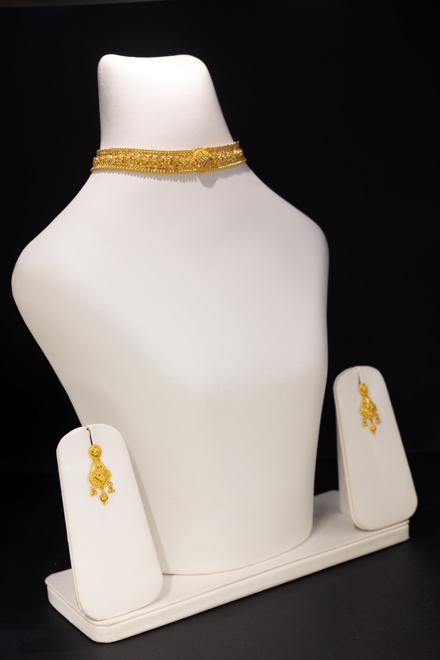 22ct Gold Traditional Choker Necklace Set