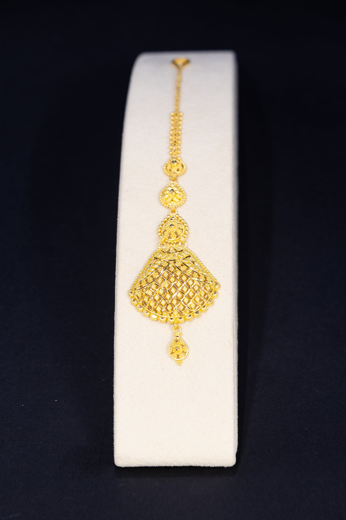 22ct Gold Fan-Shaped Tikka Headpiece