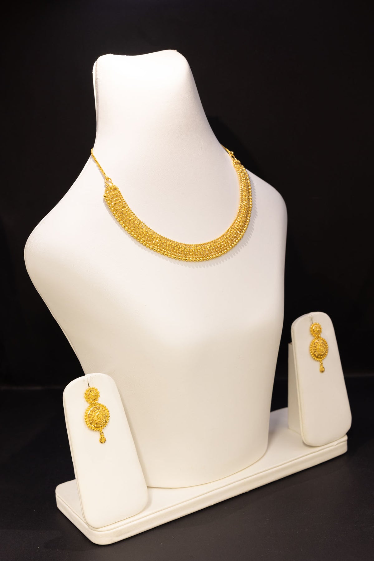 22ct Gold Textured Collar Wedding Set