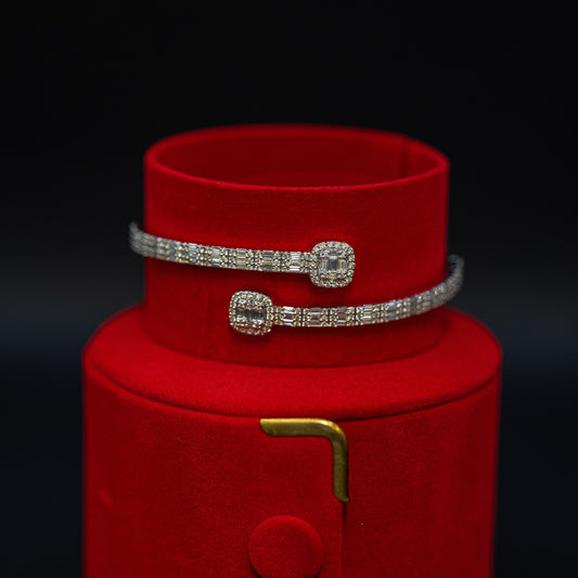 18ct White Gold Diamond Cuff Bangle