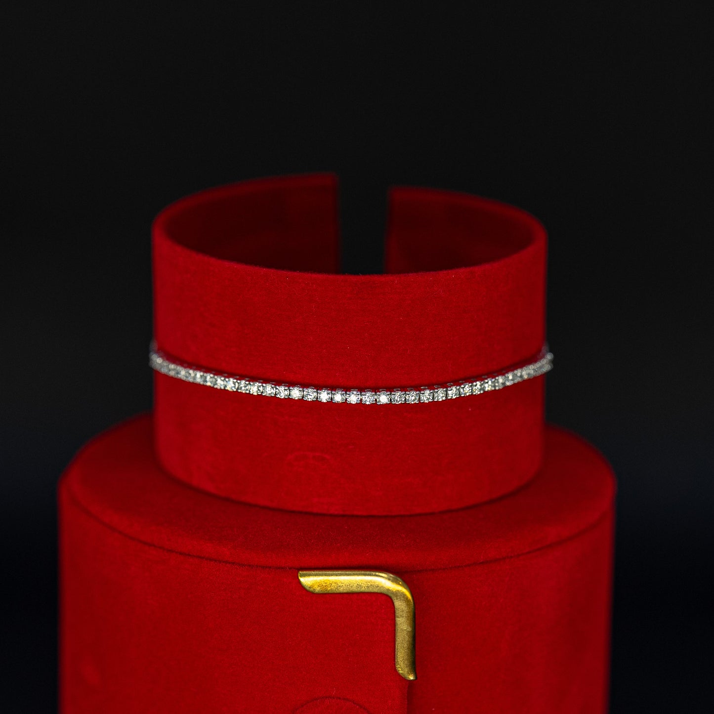 18ct White Gold Adjustable Diamond Bracelet