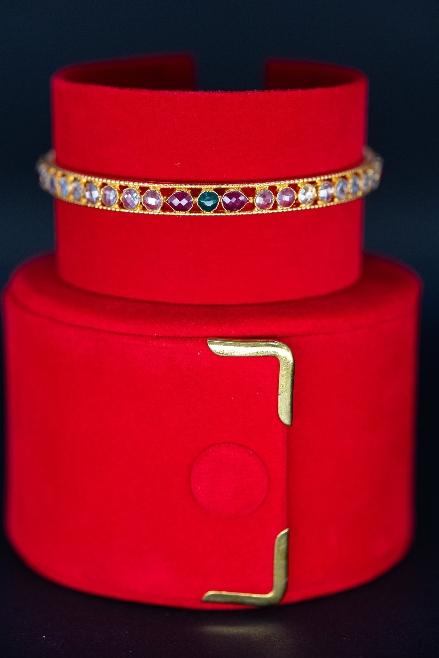 22ct Gold Gem-Set Bangle