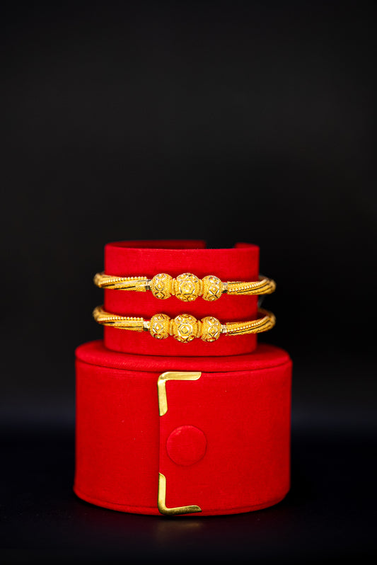 22ct Gold Beaded Pipe Karas – 2.8" (Pair)