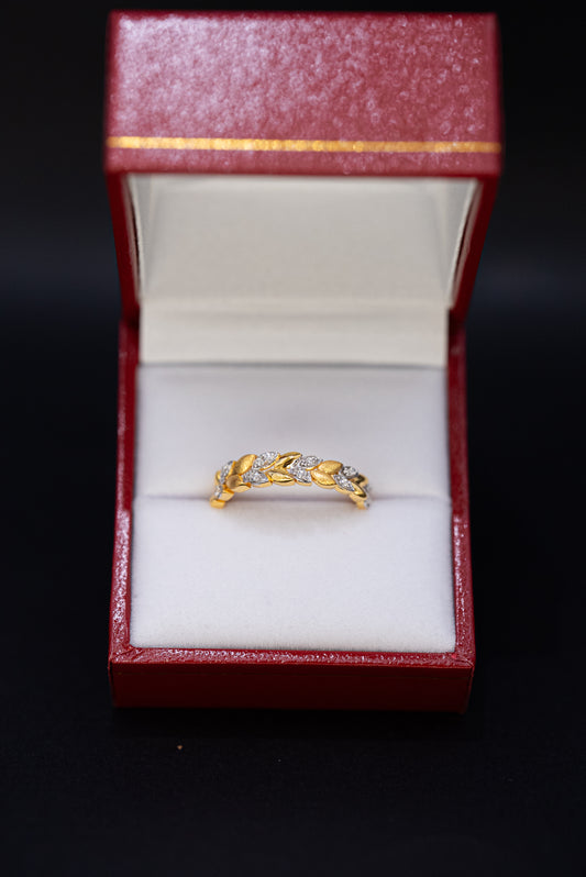 22ct Gold CZ Leaf Ring – Size O