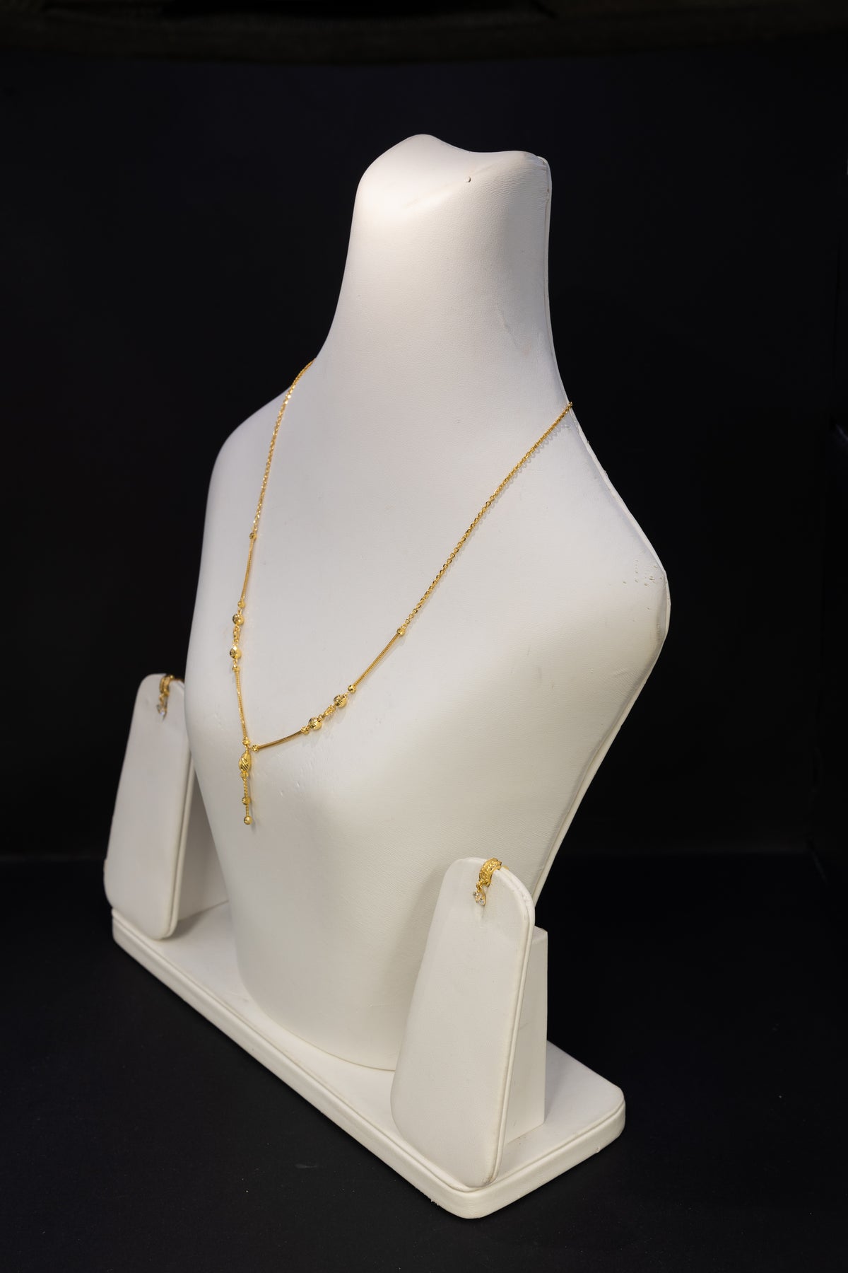 22ct Gold Fine Drop Necklace & Earring Set