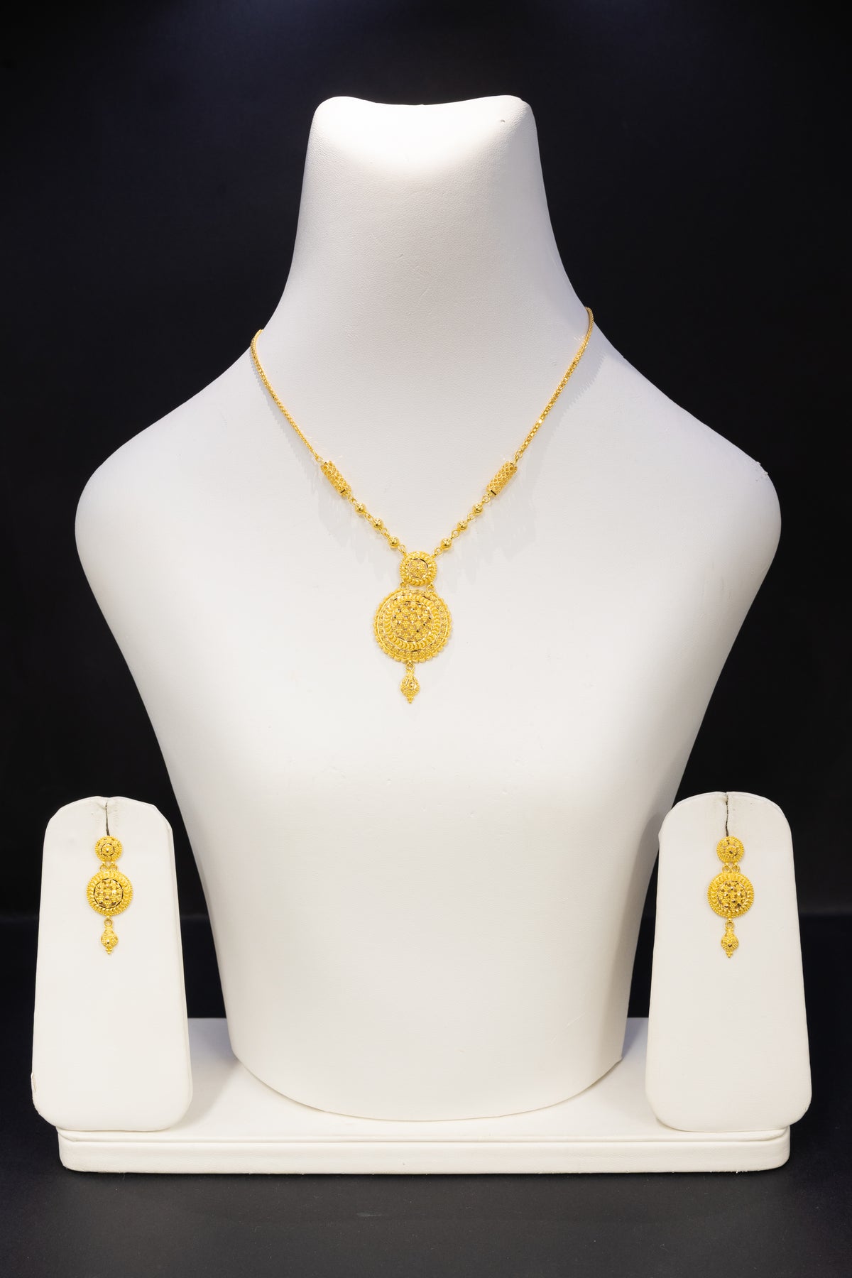 22ct Gold Circular Pendant Bridal Necklace & Earring Set