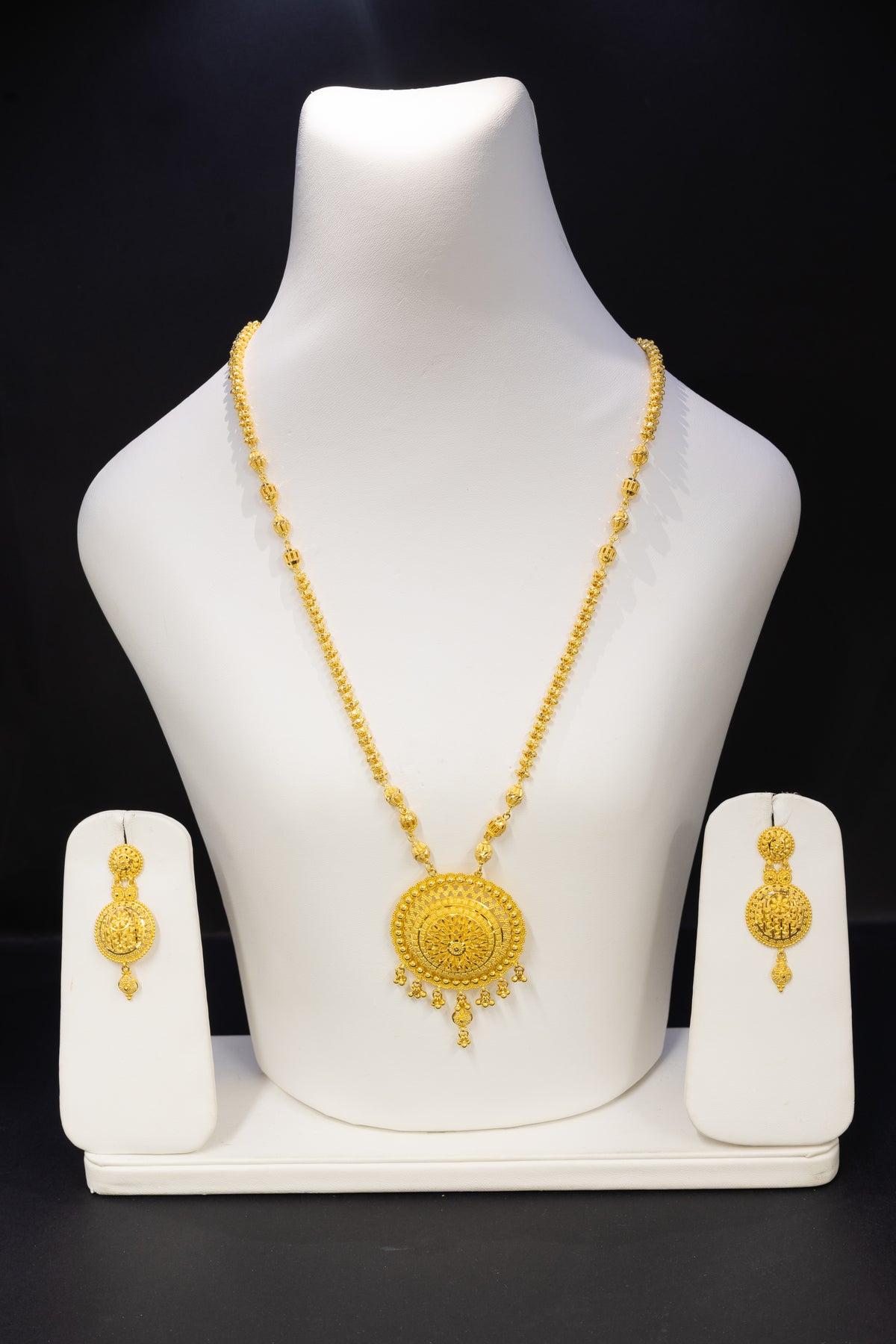 22ct Gold Circular Pendant Rani Haar & Earring Set