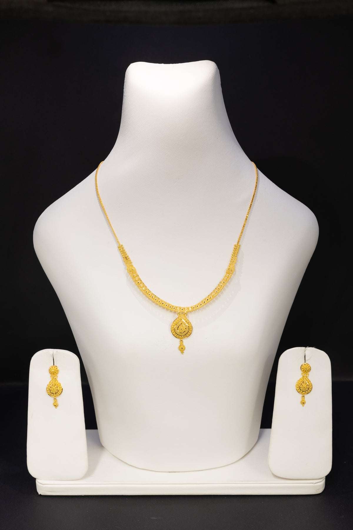 22ct Gold Beaded Teardrop Pendant Necklace & Earring Set