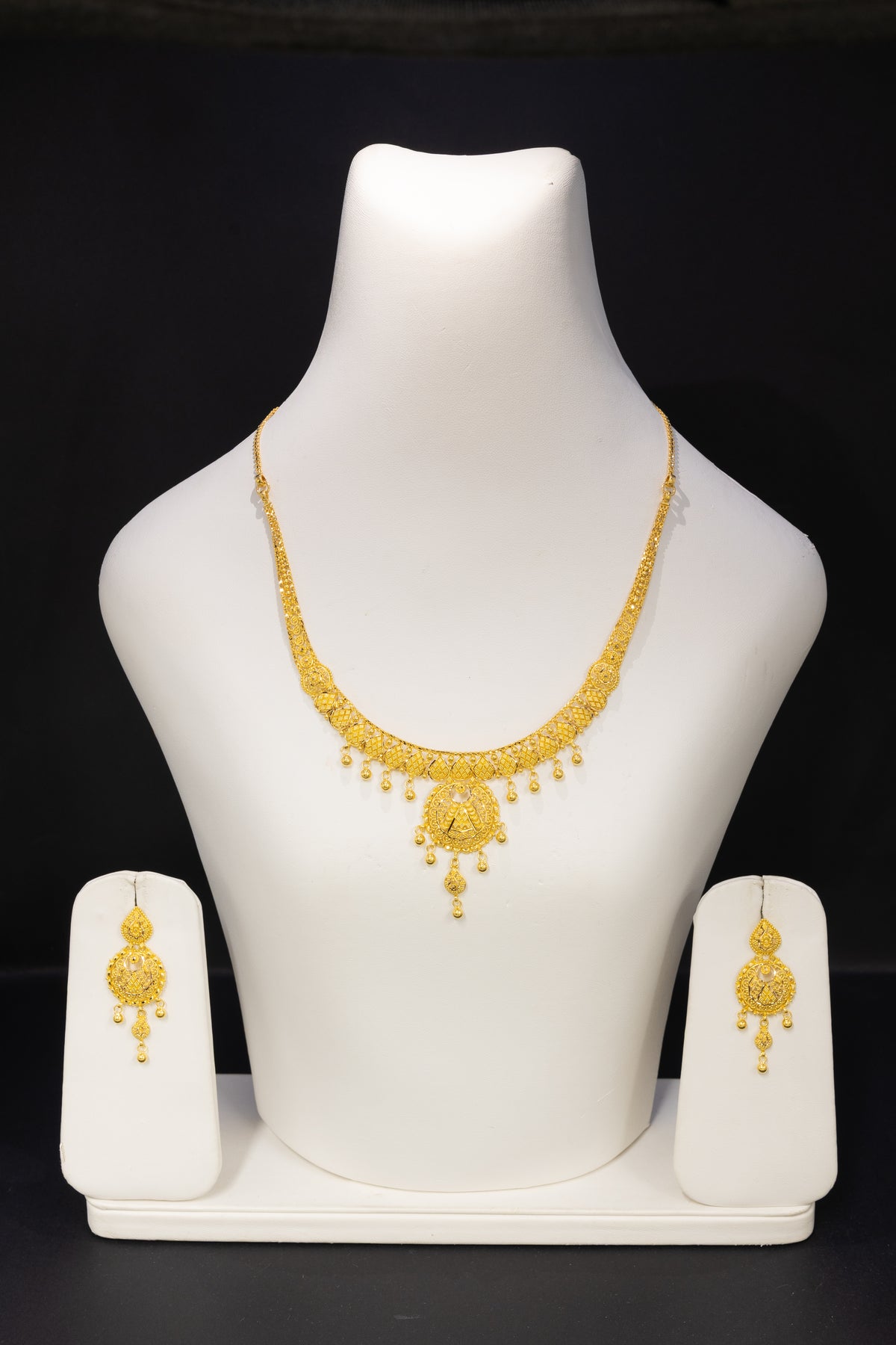 22ct Gold Circular Drop Bridal Necklace & Earring Set