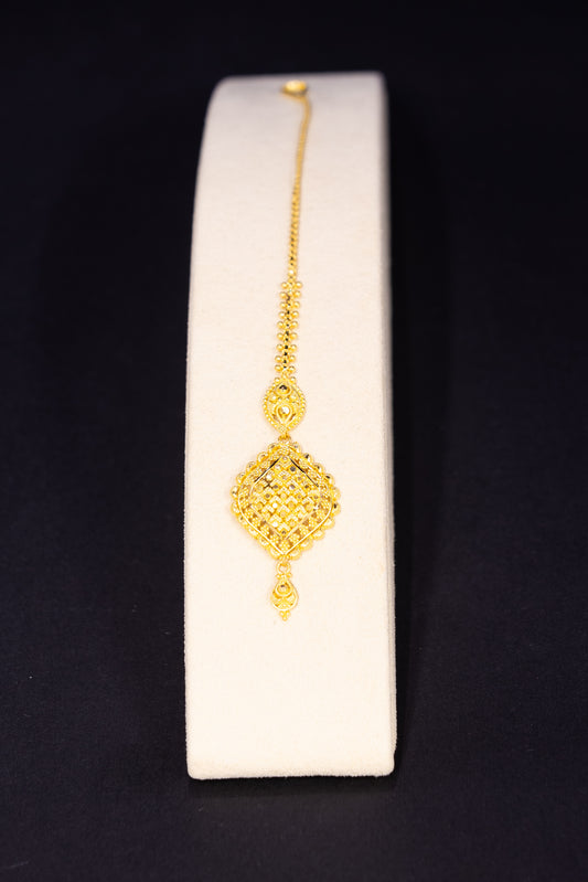 22ct Gold Diamond-Shaped Tikka Headpiece