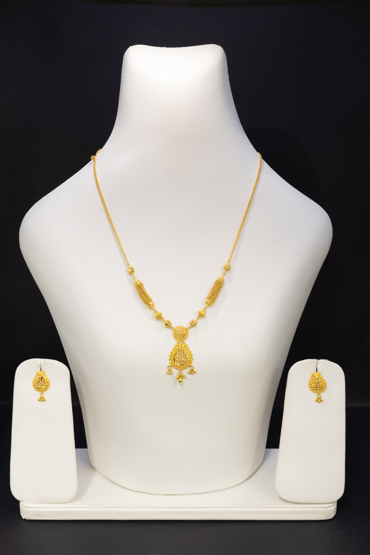 22ct Gold Textured Barrel Detail Necklace & Earring Set
