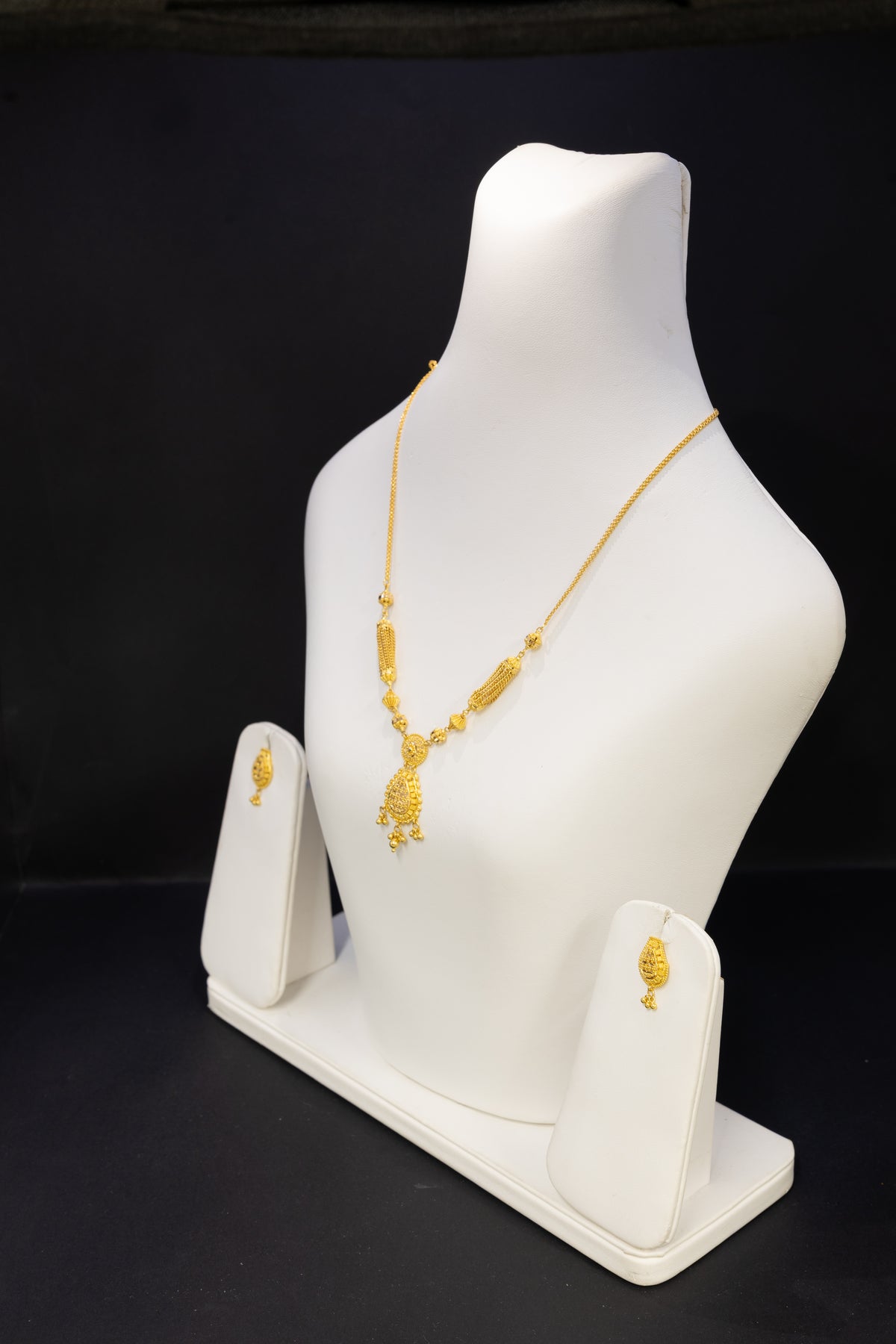22ct Gold Textured Barrel Detail Necklace & Earring Set