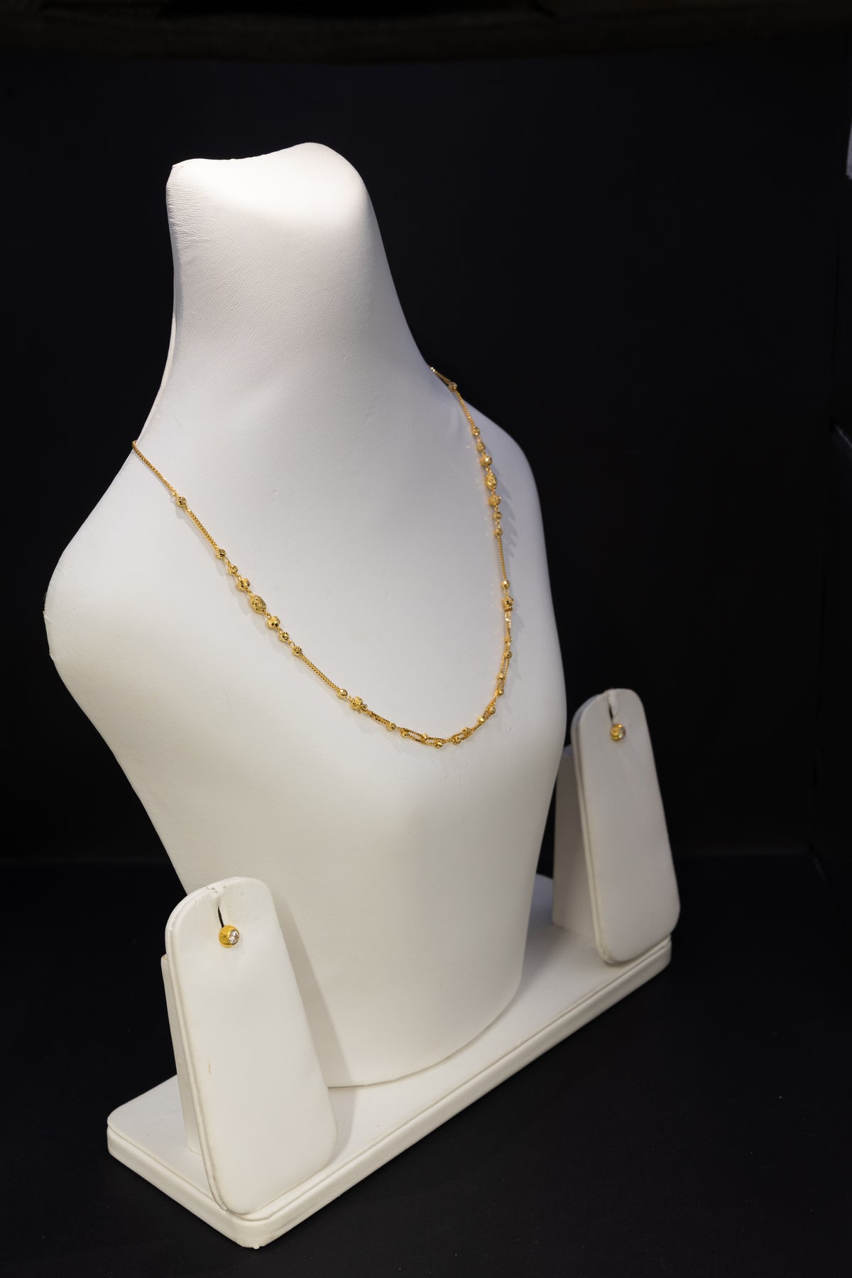 22ct Gold Textured Bead Necklace & Stud Earring Set