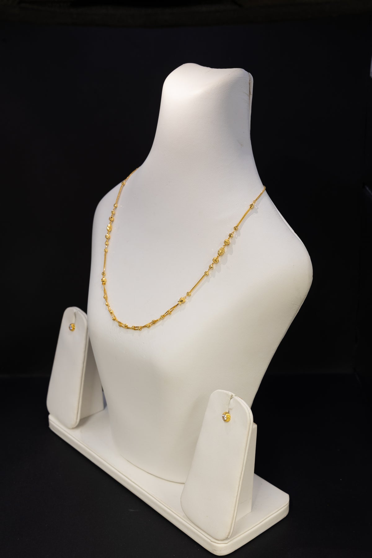 22ct Gold Textured Bead Necklace & Stud Earring Set