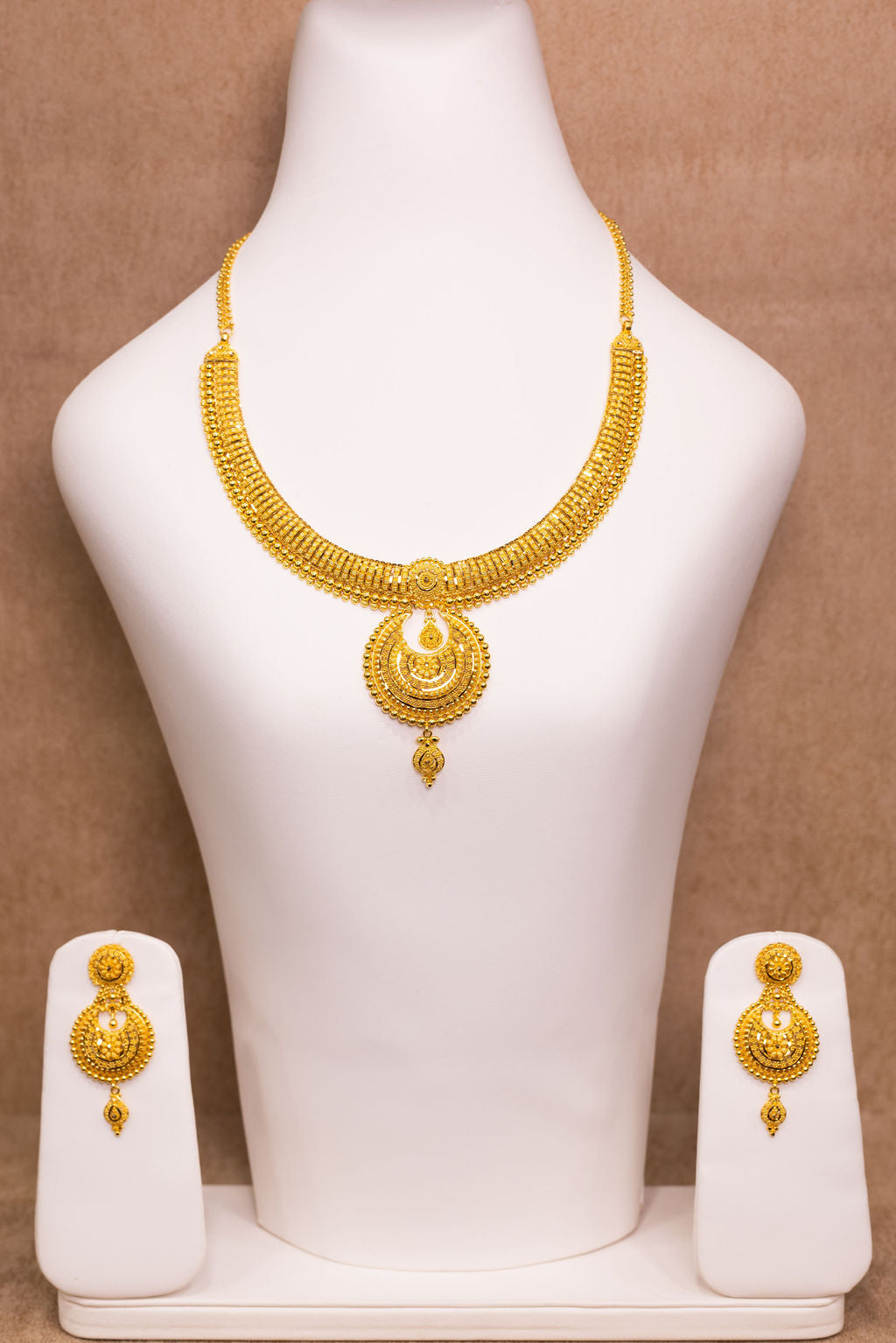 Round Collar Set