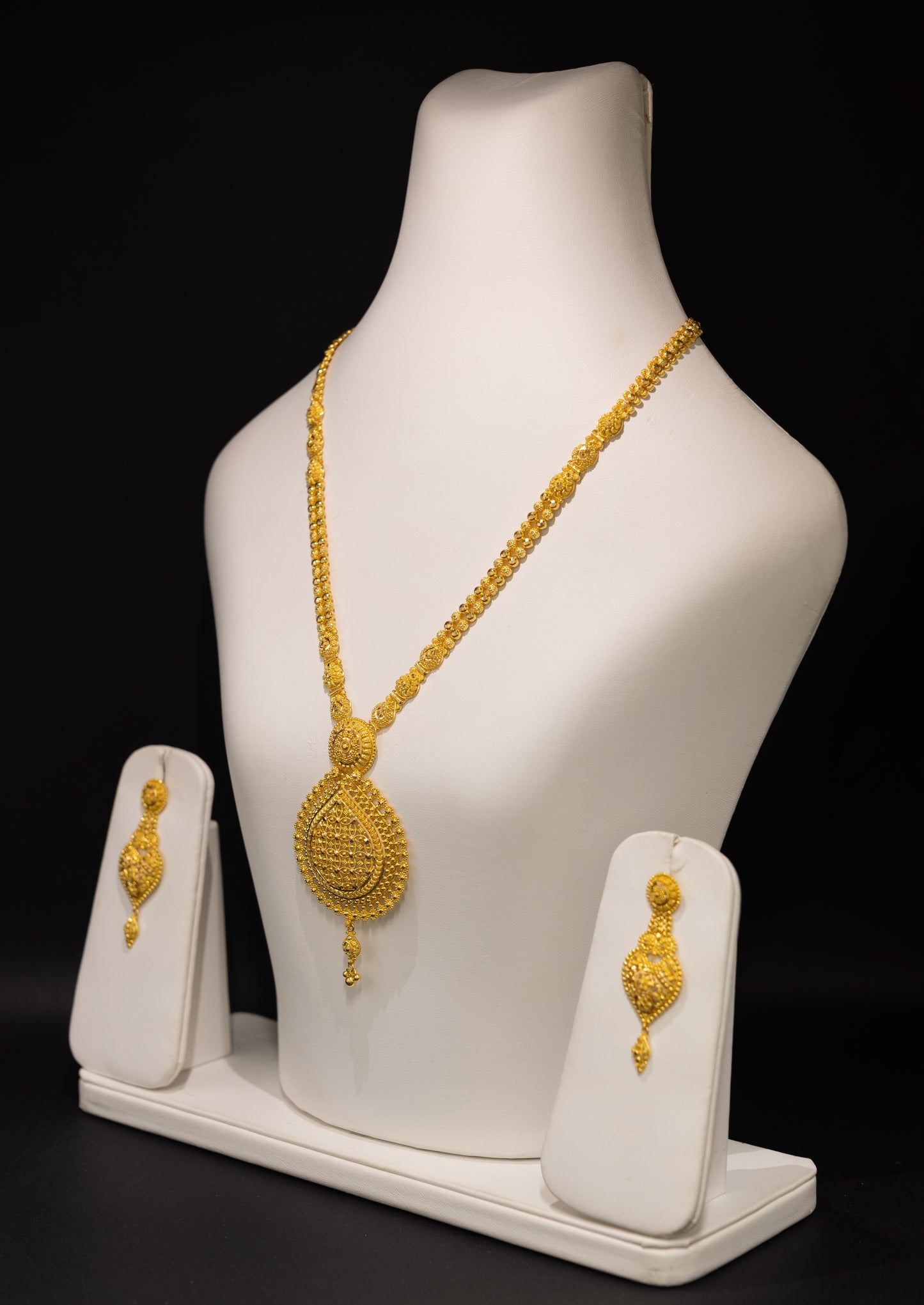 22ct Gold Rani Haar Filigree Necklace and Earring Set