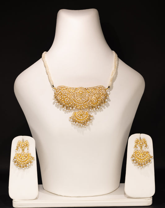 22ct Gold Pearl Collar Necklace and Drop Earring Set