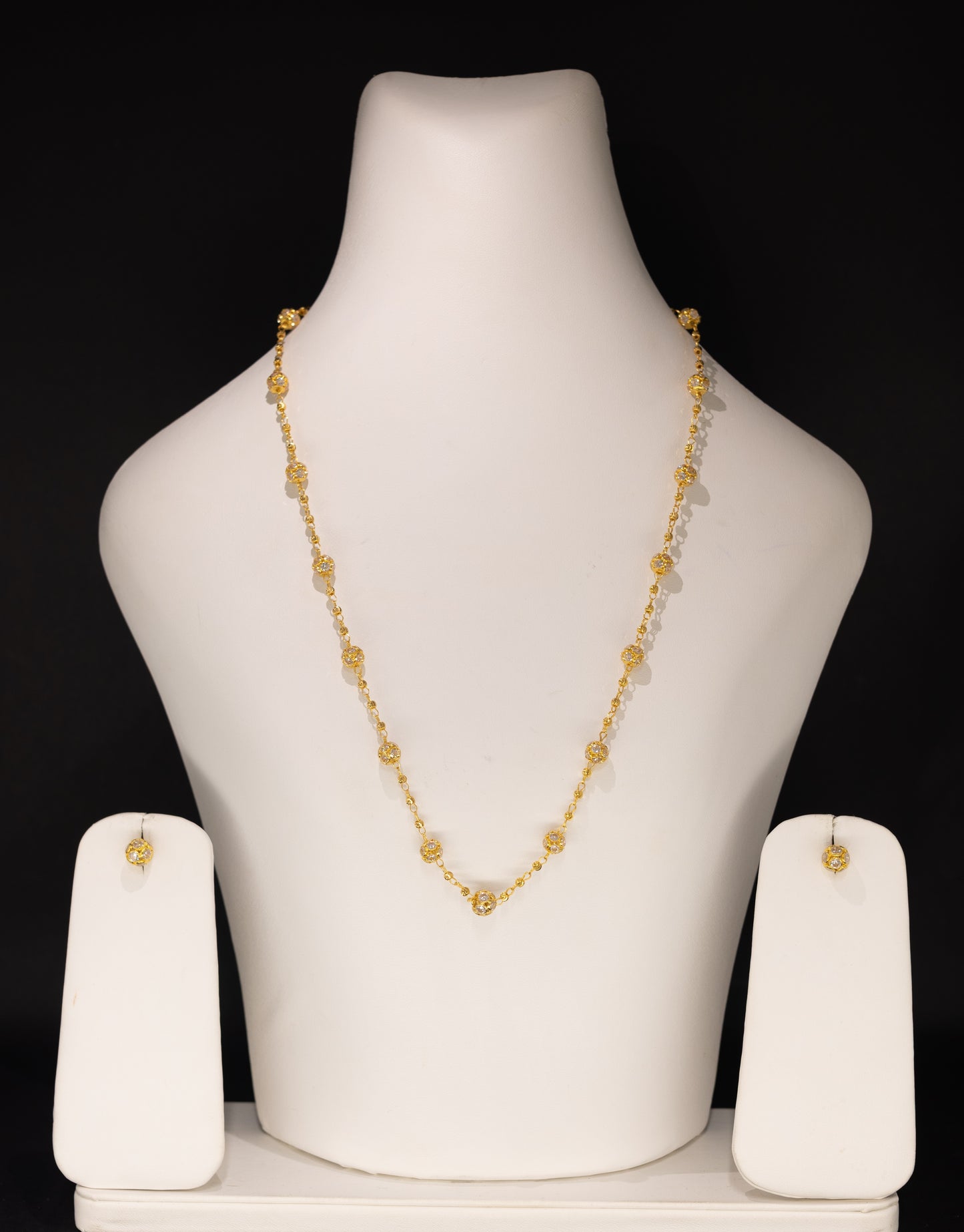 22ct Gold Textured Bead Necklace and Stud Earring Set