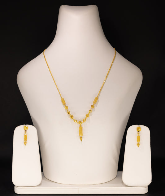 22ct Gold Textured Drop Necklace and Earring Set